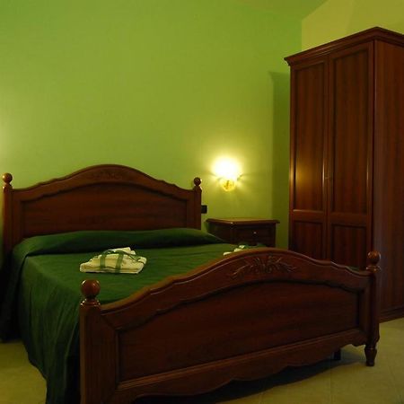 Pinus Rooms Benewent Zewnętrze zdjęcie
