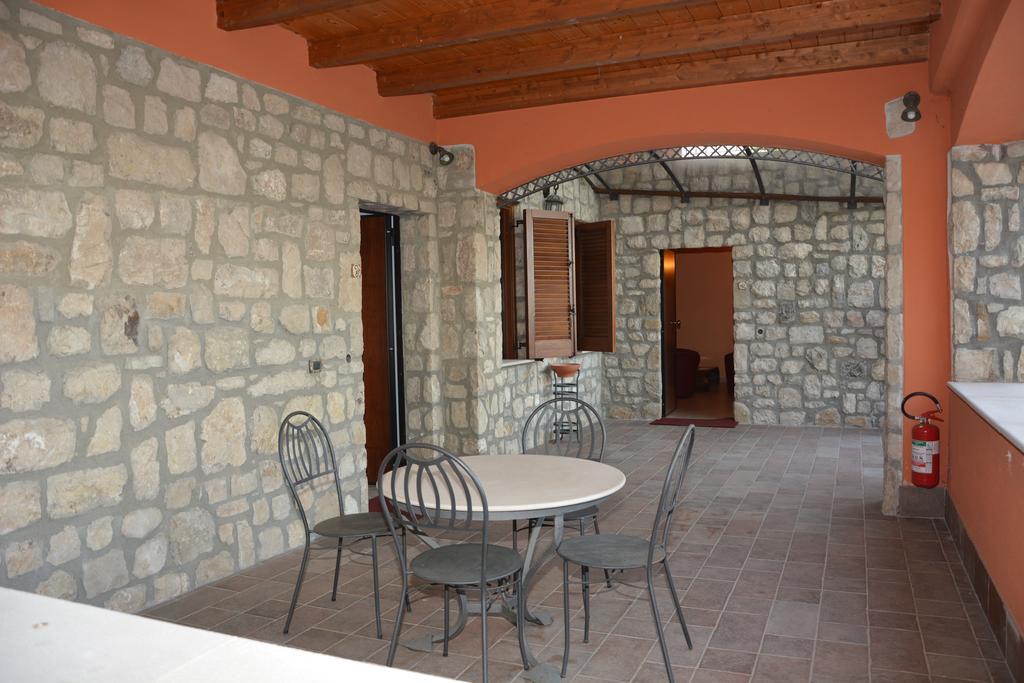 Pinus Rooms Benewent Zewnętrze zdjęcie