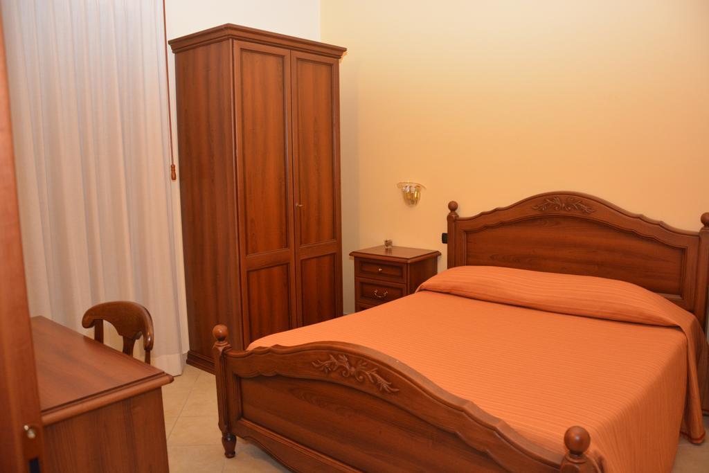 Pinus Rooms Benewent Zewnętrze zdjęcie