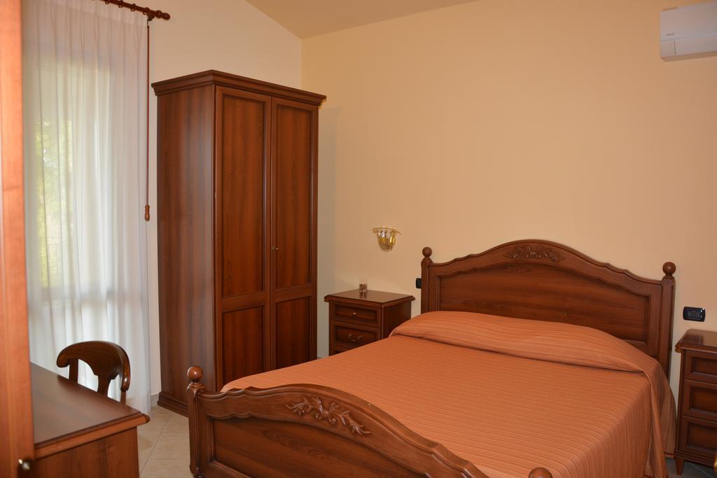 Pinus Rooms Benewent Zewnętrze zdjęcie