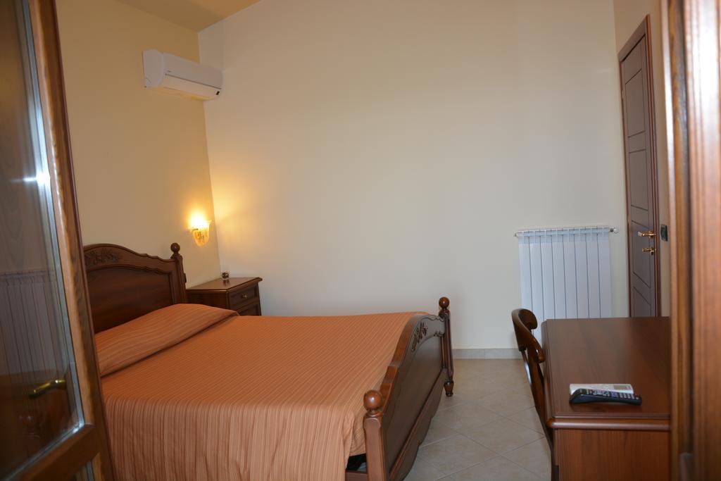 Pinus Rooms Benewent Zewnętrze zdjęcie
