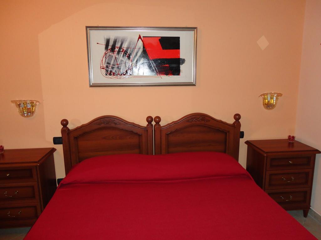 Pinus Rooms Benewent Pokój zdjęcie